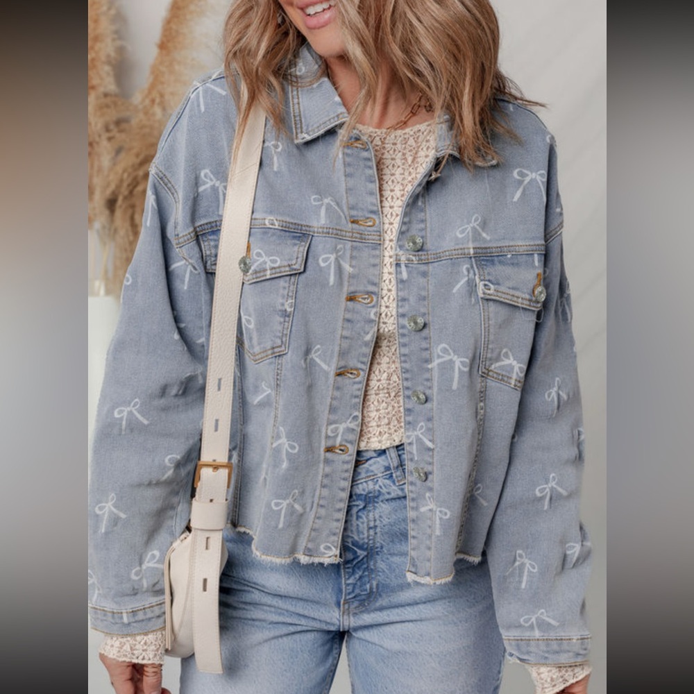 1002. Bow graphic light wash denim jacket